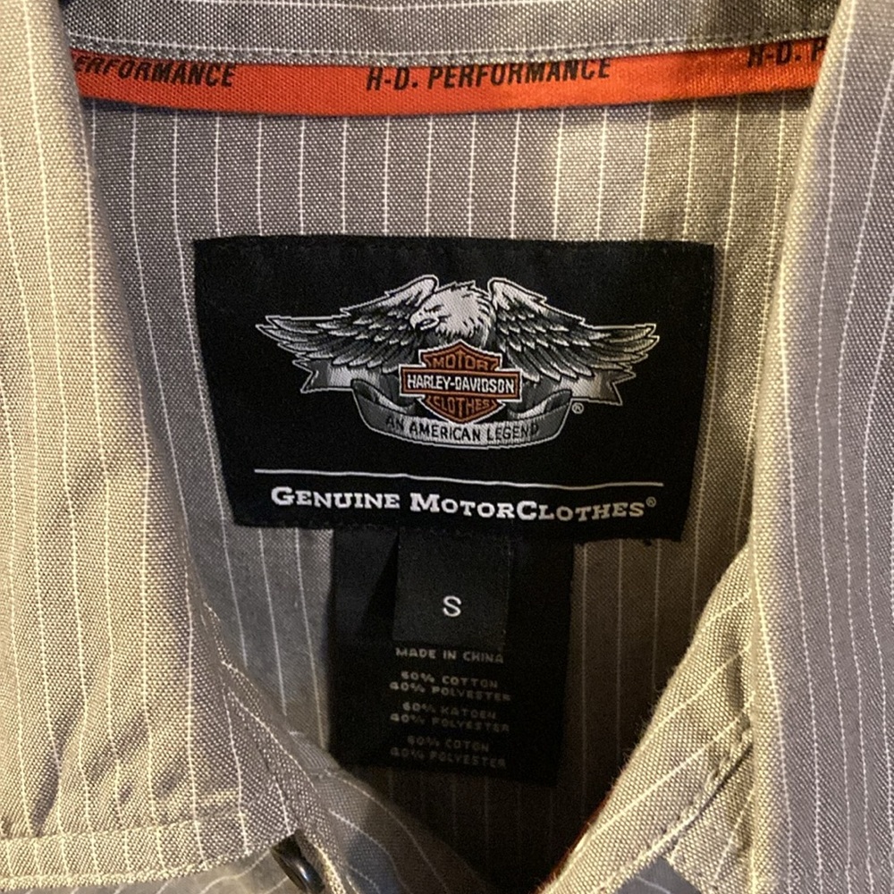 Men’s Harley Davidson small snap shirt - Picture 2 of 3
